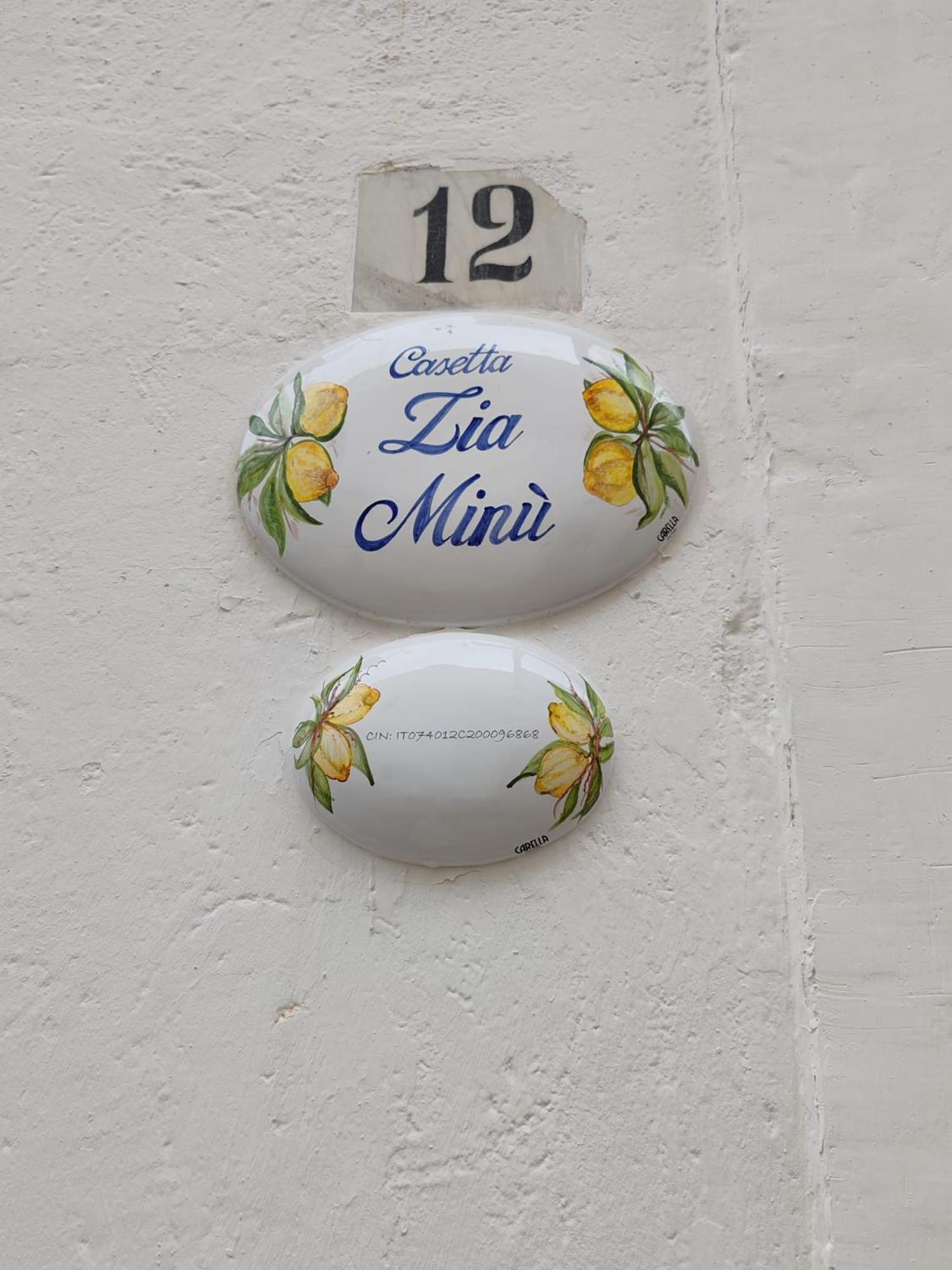 Casetta Zia Minu' Ostuni Luaran gambar